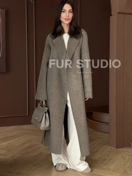 Пальто с воротником из соболя - фото 4