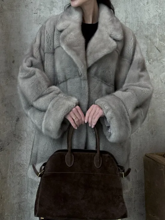 Меховое полупальто из аукционной серо-голубой норки с английским воротником - фото 3