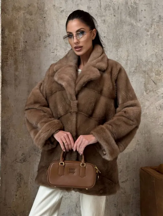 Полушубок из натуральной норки пастель с английским воротником - паркет - фото 5