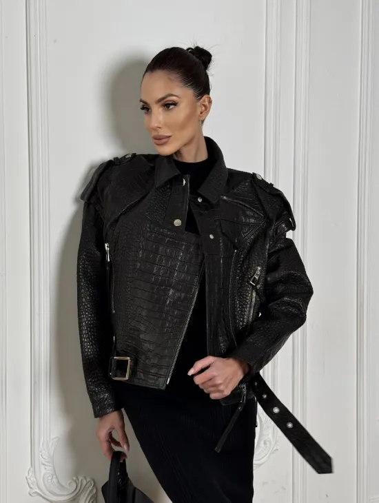 Укороченная куртка из натуральной кожи «CROCO» BLACK со шнуровкой на спине - фото 11