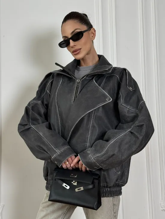 Кожаный женский бомбер Vintage grey с двойным воротником и затертыми швами - фото 0