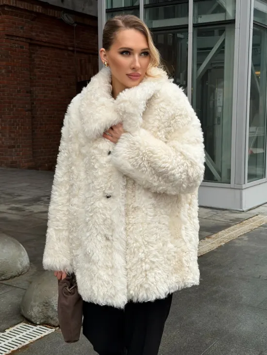 Белая шубка из тиградо - фото 11