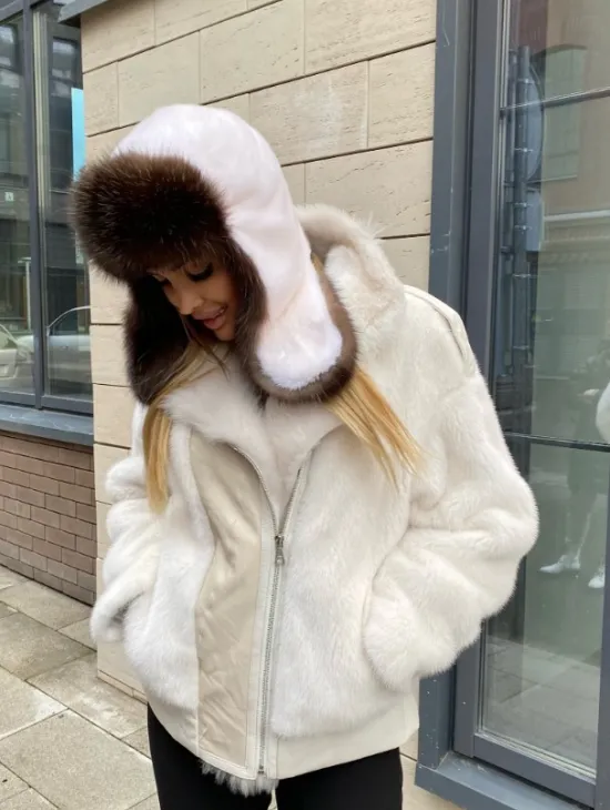 Зимняя норковая куртка с отделкой из белой овчины - фото 1
