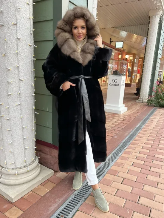 Черная норковая шуба с капюшоном из меха куницы - фото 3