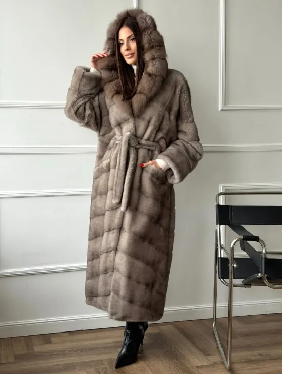 Шуба норковая с капюшоном куница - цвет светло-серый - фото 10