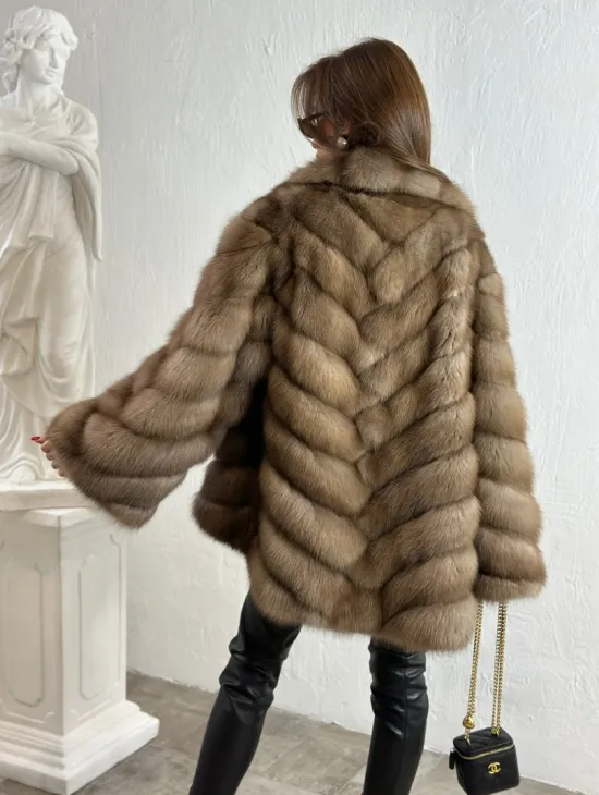 Жакет из куницы с шалью - фото 6